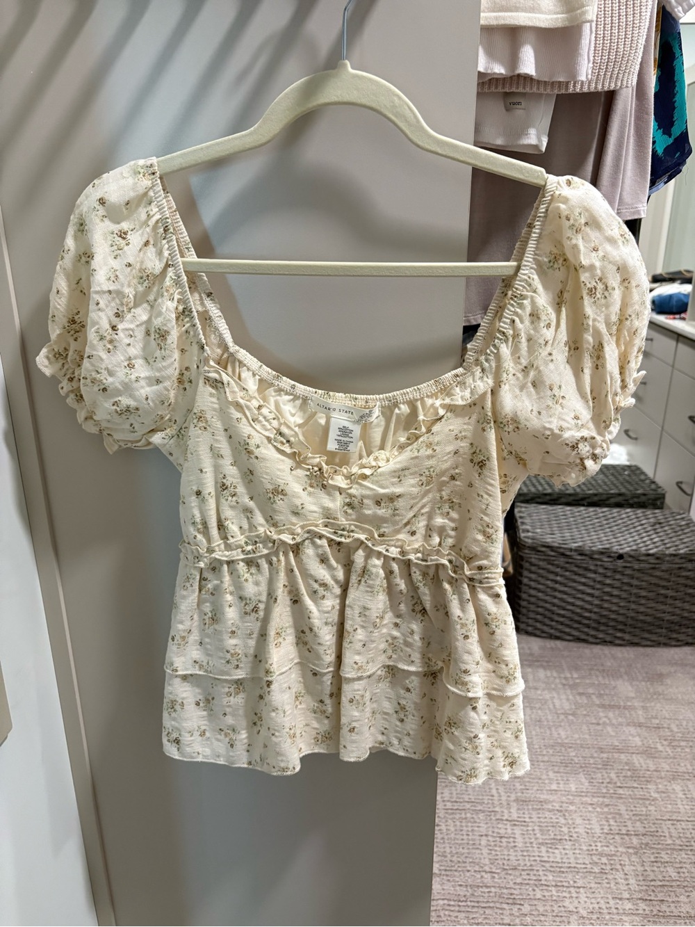 Altar'd State Cream Floral Puff Sleeve Peplum Top
